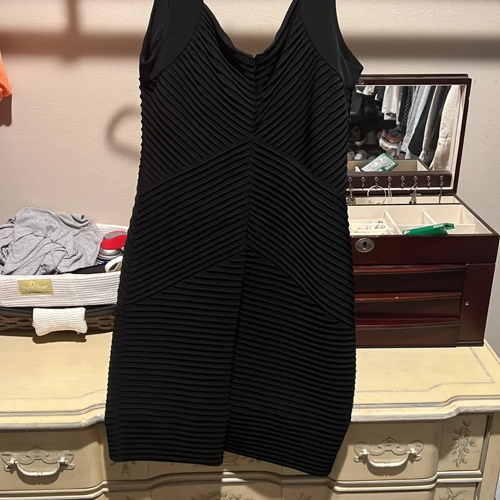 Calvin Klein size 12 bodycon type dress - Picture 3 of 5